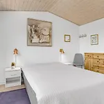 Four-bedroom In 別荘 *